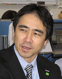 五味委員長近影
